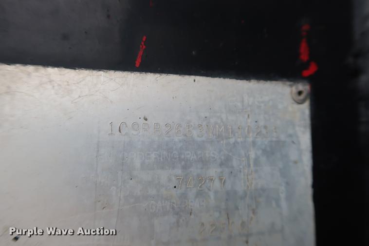 image for item BG9501 1997 Clement RKHS2626 end dump trailer