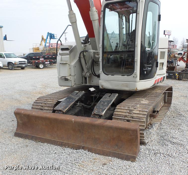 image for item BH9301 2011 Link-Belt 135 excavator