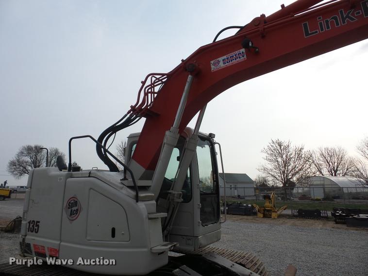 image for item BH9301 2011 Link-Belt 135 excavator