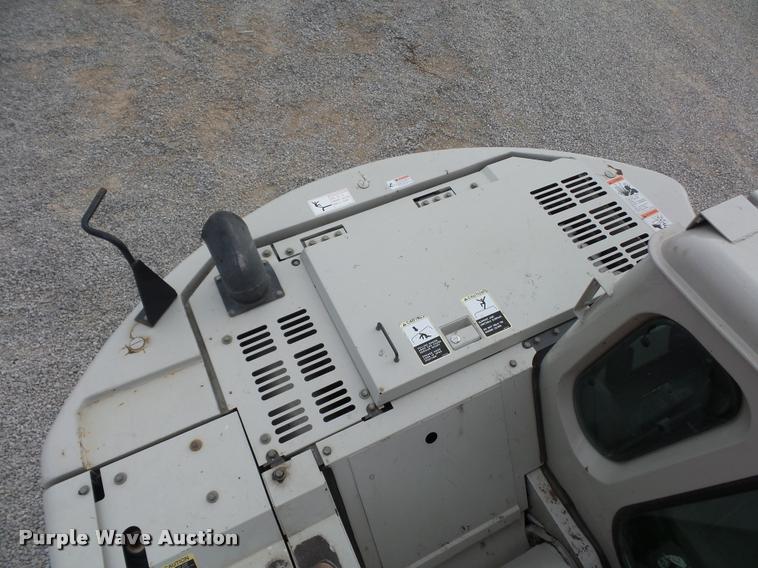 image for item BH9301 2011 Link-Belt 135 excavator