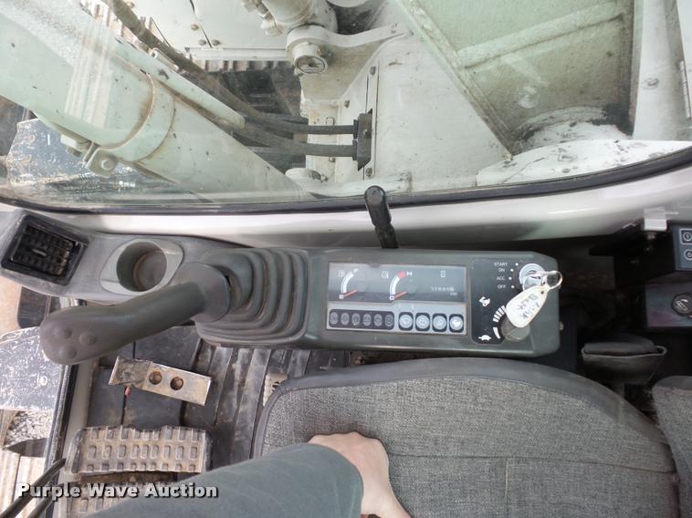 image for item BH9301 2011 Link-Belt 135 excavator