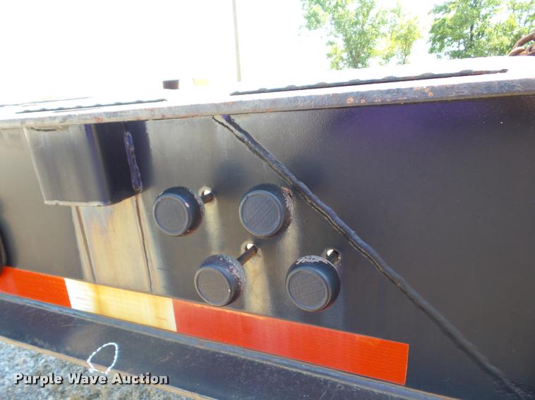 image for item BI9617 1987 Muvall 4460ST drop deck equipment trailer