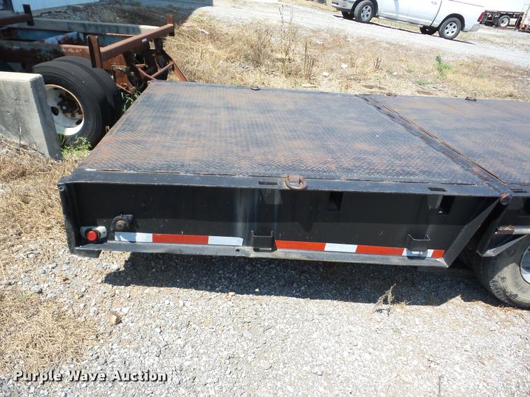 image for item BI9617 1987 Muvall 4460ST drop deck equipment trailer