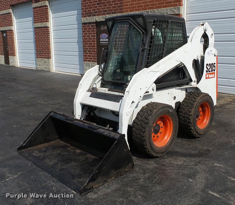 image for item DA1105 2012 Bobcat S205 skid steer