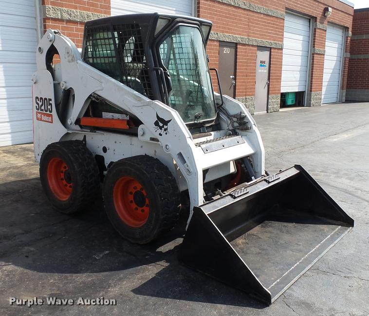 image for item DA1105 2012 Bobcat S205 skid steer