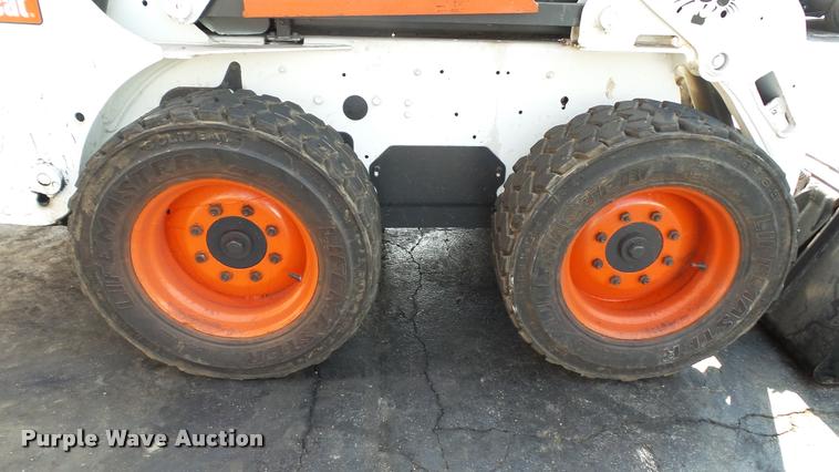 image for item DA1105 2012 Bobcat S205 skid steer