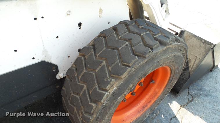 image for item DA1105 2012 Bobcat S205 skid steer