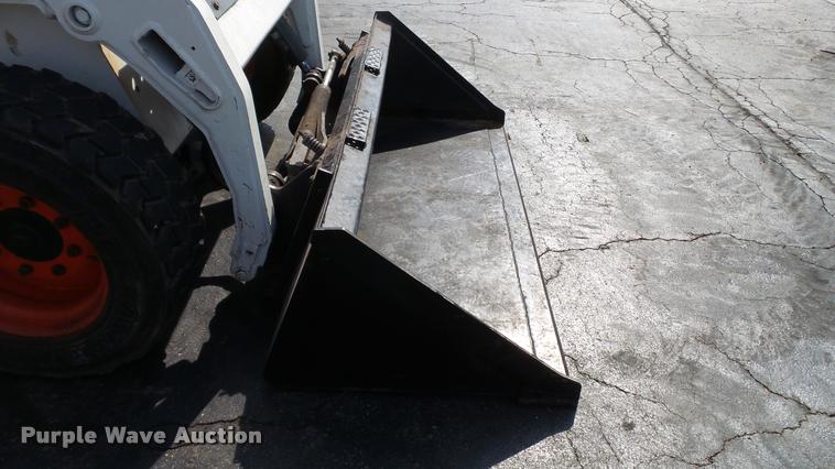 image for item DA1105 2012 Bobcat S205 skid steer
