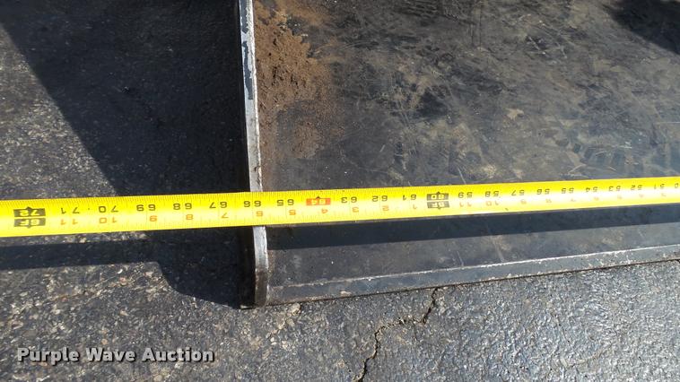 image for item DA1105 2012 Bobcat S205 skid steer