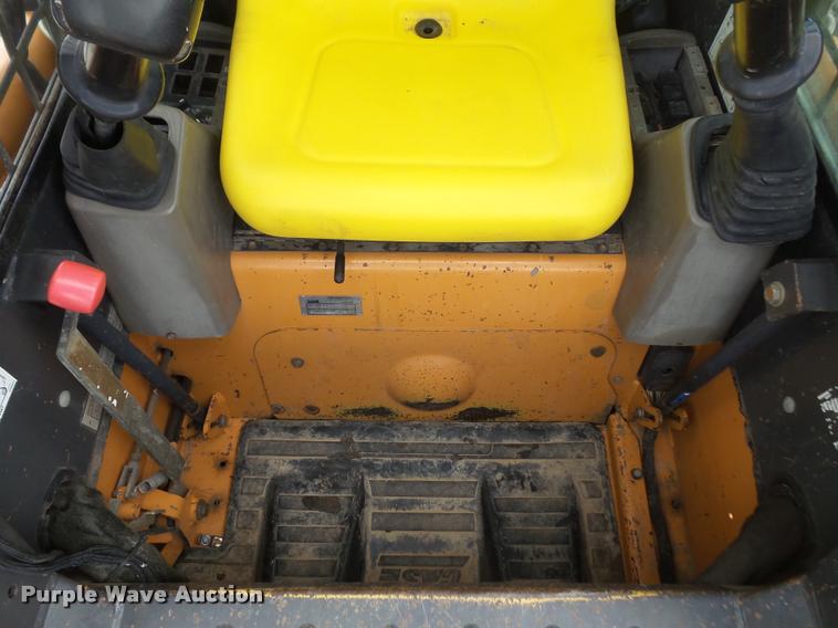 image for item DA1700 2006 Case 445CT skid steer