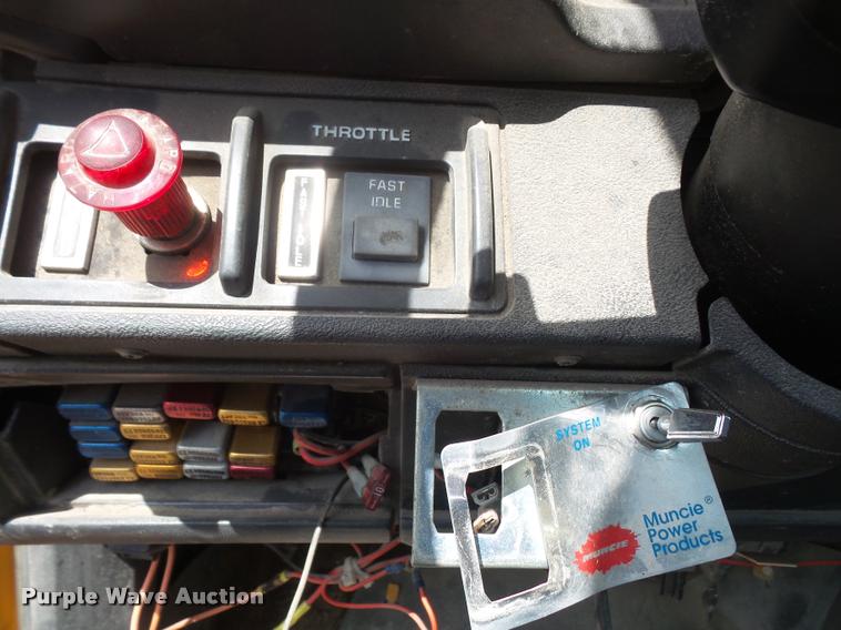 image for item DA1705 1997 GMC C7500 flatbed truck