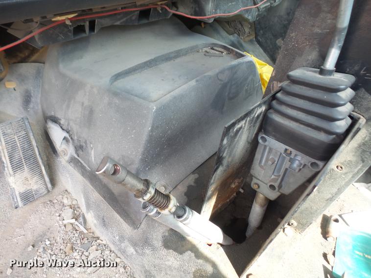 image for item DA1705 1997 GMC C7500 flatbed truck