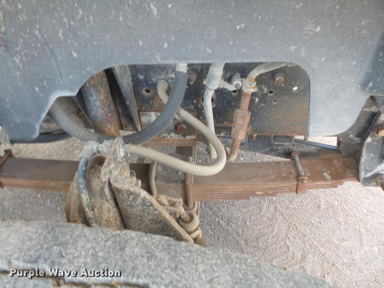 image for item DA1705 1997 GMC C7500 flatbed truck