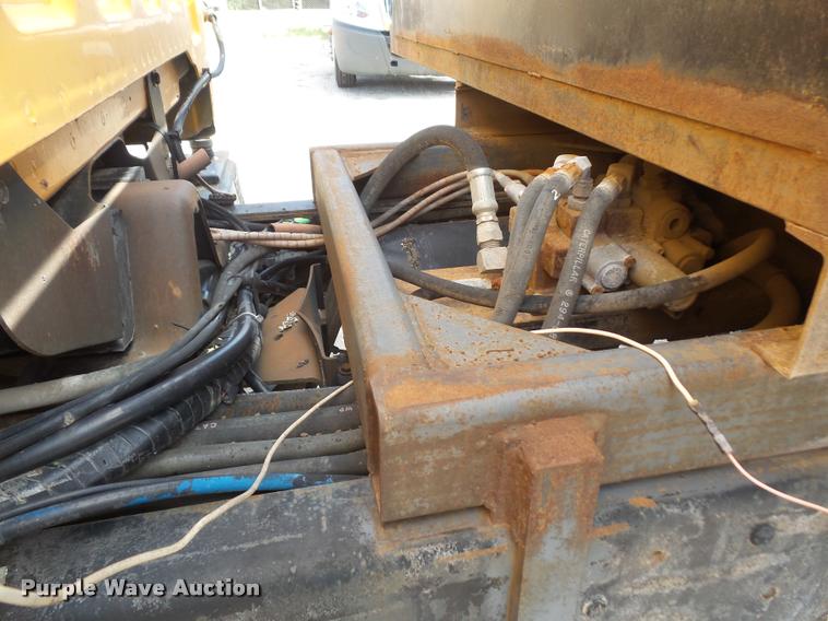 image for item DA1705 1997 GMC C7500 flatbed truck