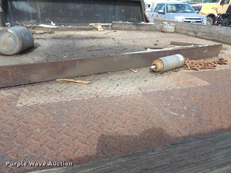 image for item DA1705 1997 GMC C7500 flatbed truck