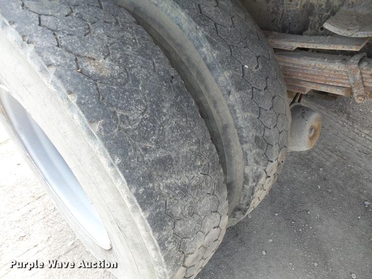 image for item DA1705 1997 GMC C7500 flatbed truck