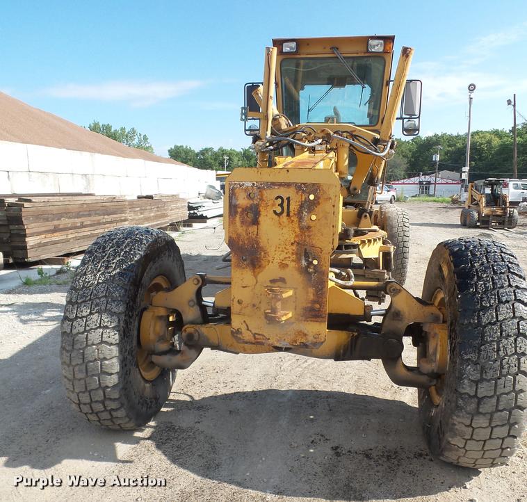 image for item DA1706 1994 Champion 720A motor grader