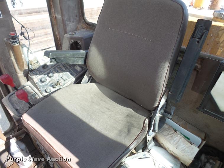 image for item DA1706 1994 Champion 720A motor grader