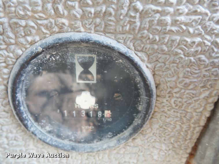 image for item DA1706 1994 Champion 720A motor grader