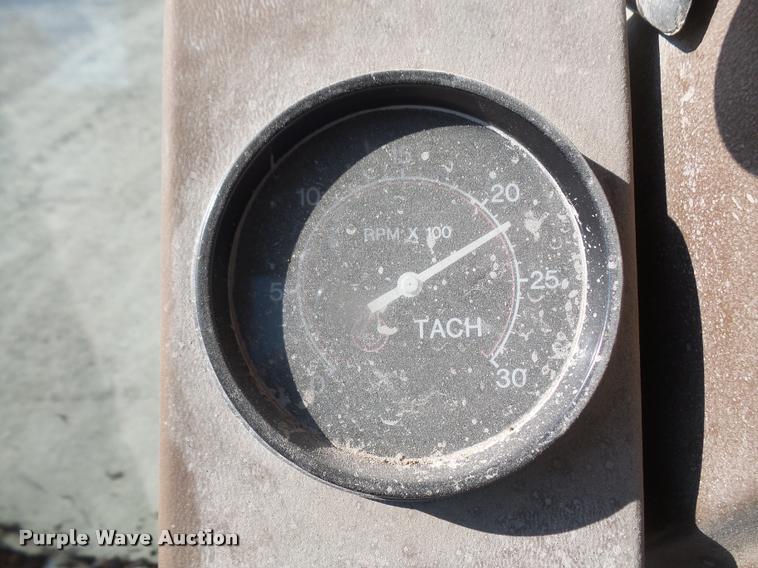 image for item DA1706 1994 Champion 720A motor grader