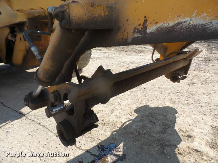 image for item DA1706 1994 Champion 720A motor grader