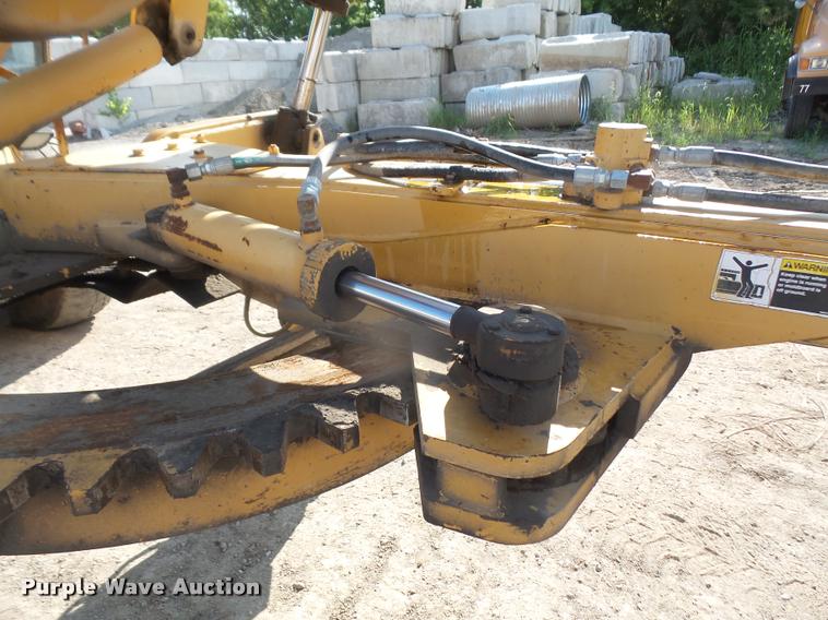 image for item DA1706 1994 Champion 720A motor grader