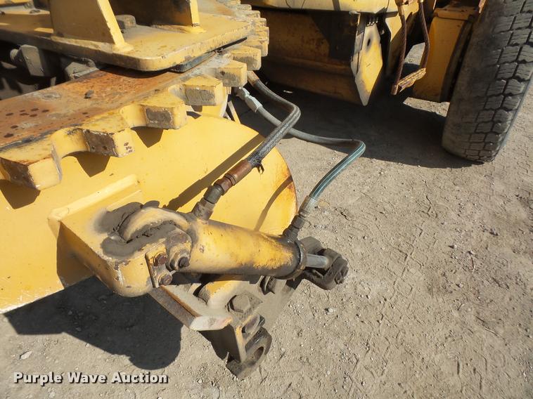 image for item DA1706 1994 Champion 720A motor grader