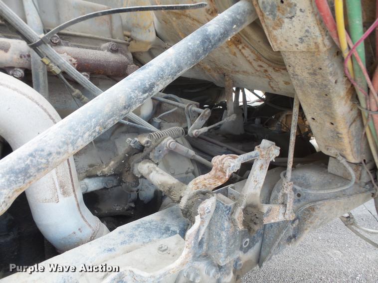 image for item DA1707 1991 Ford LT8000 flat winch truck