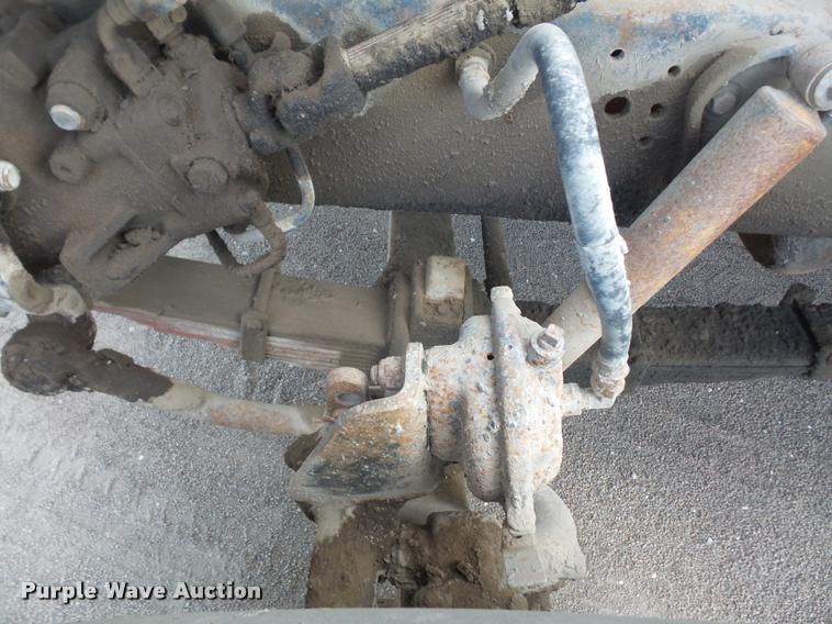 image for item DA1707 1991 Ford LT8000 flat winch truck