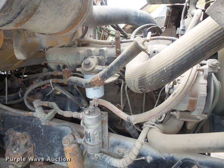 image for item DA1707 1991 Ford LT8000 flat winch truck