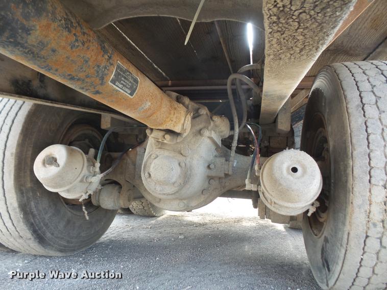 image for item DA1707 1991 Ford LT8000 flat winch truck