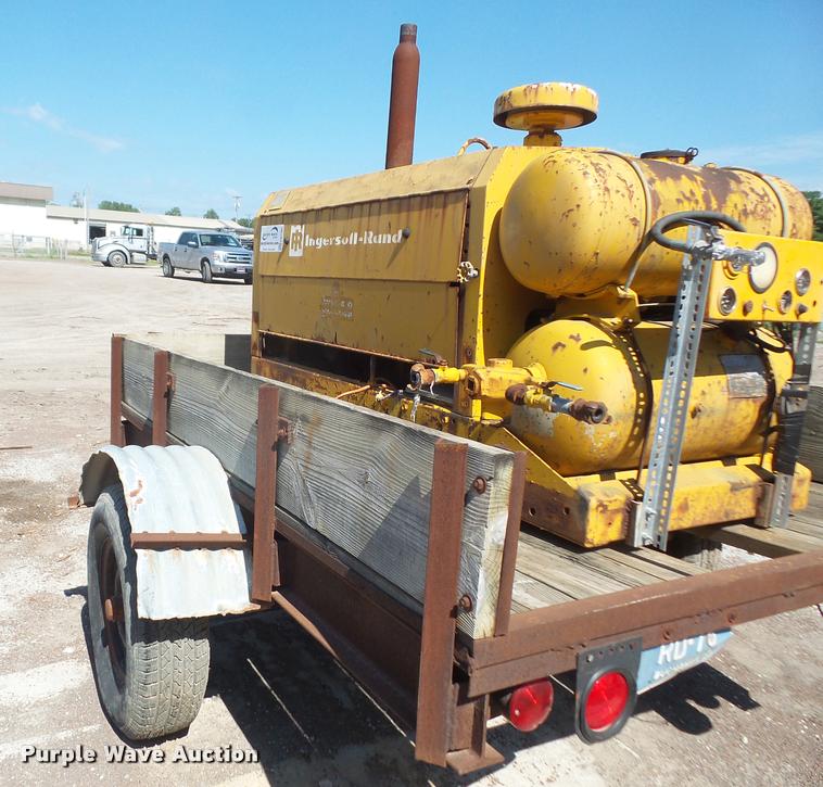 image for item DA1708 1976 Ingersoll Rand Gyro-Flo 85 air compressor