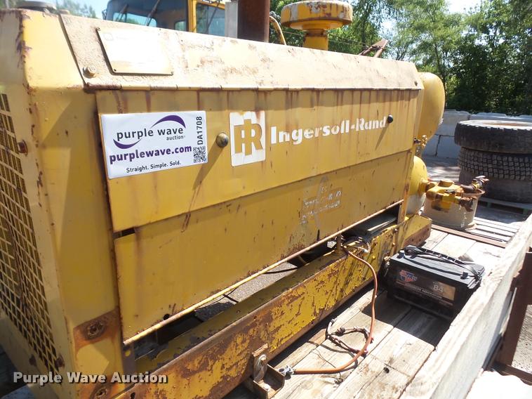 image for item DA1708 1976 Ingersoll Rand Gyro-Flo 85 air compressor