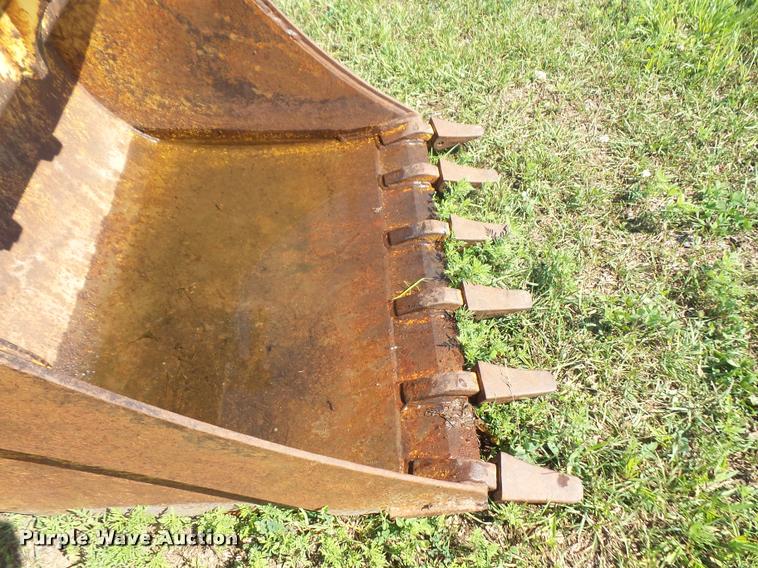 image for item DA1713 Backhoe bucket