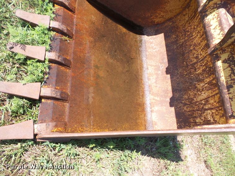 image for item DA1713 Backhoe bucket