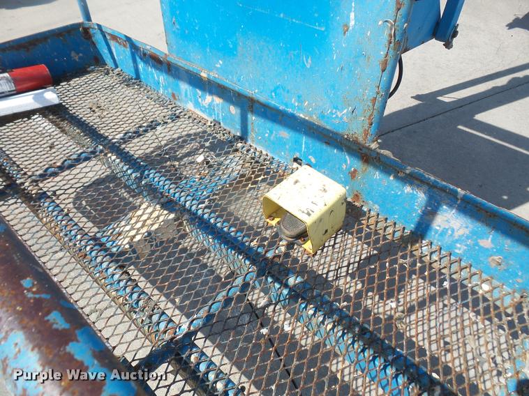 image for item DA1714 1999 Genie Z60/34 boom lift