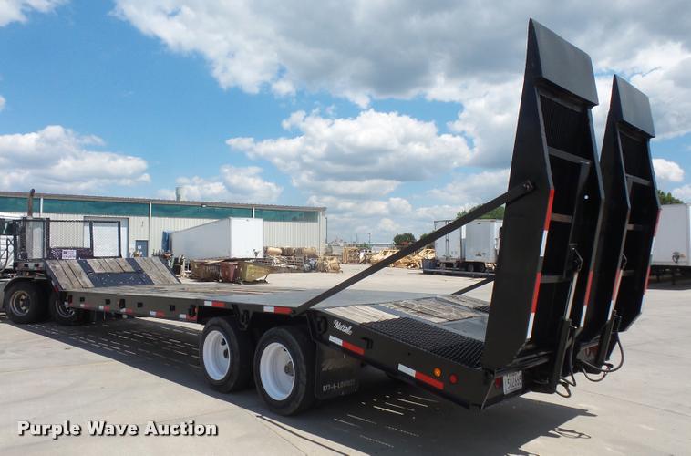 image for item DA1721 2001 Nuttall 235LBPS drop deck equipment trailer