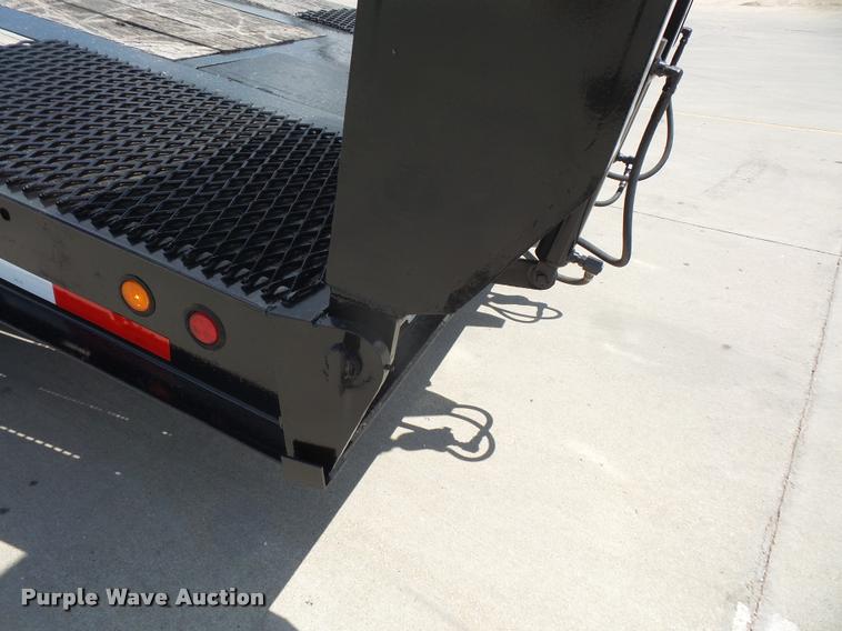 image for item DA1721 2001 Nuttall 235LBPS drop deck equipment trailer