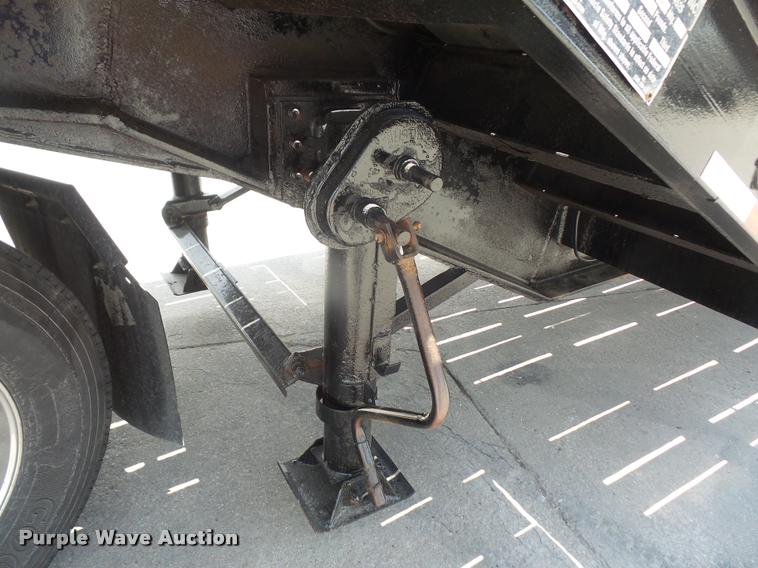 image for item DA1721 2001 Nuttall 235LBPS drop deck equipment trailer