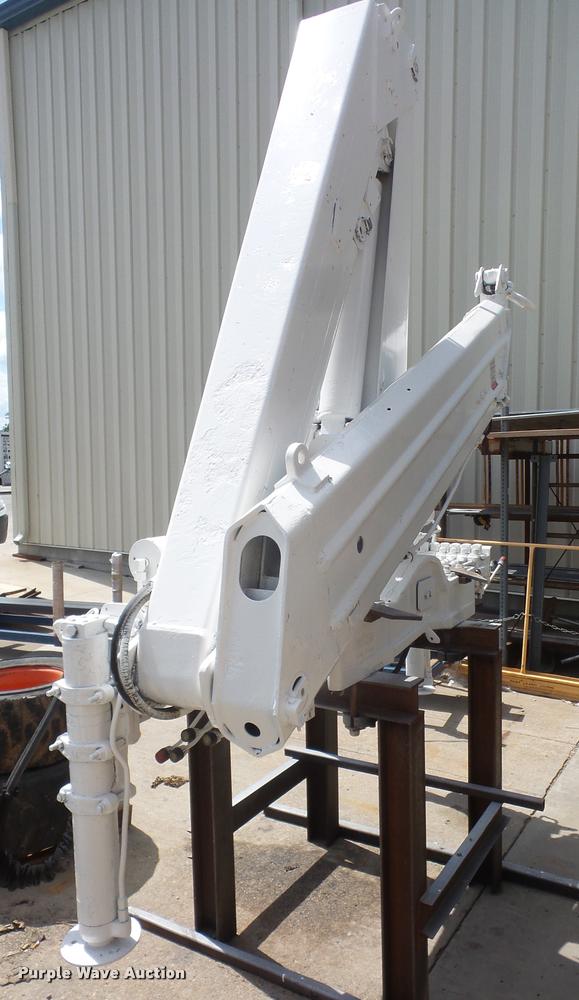 image for item DA1722 Hiab 100AW knuckle boom crane