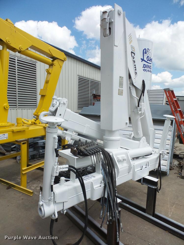 image for item DA1723 1994 National N105 knuckle boom crane