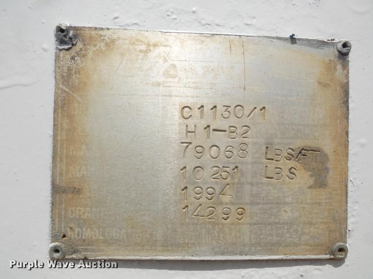 image for item DA1723 1994 National N105 knuckle boom crane