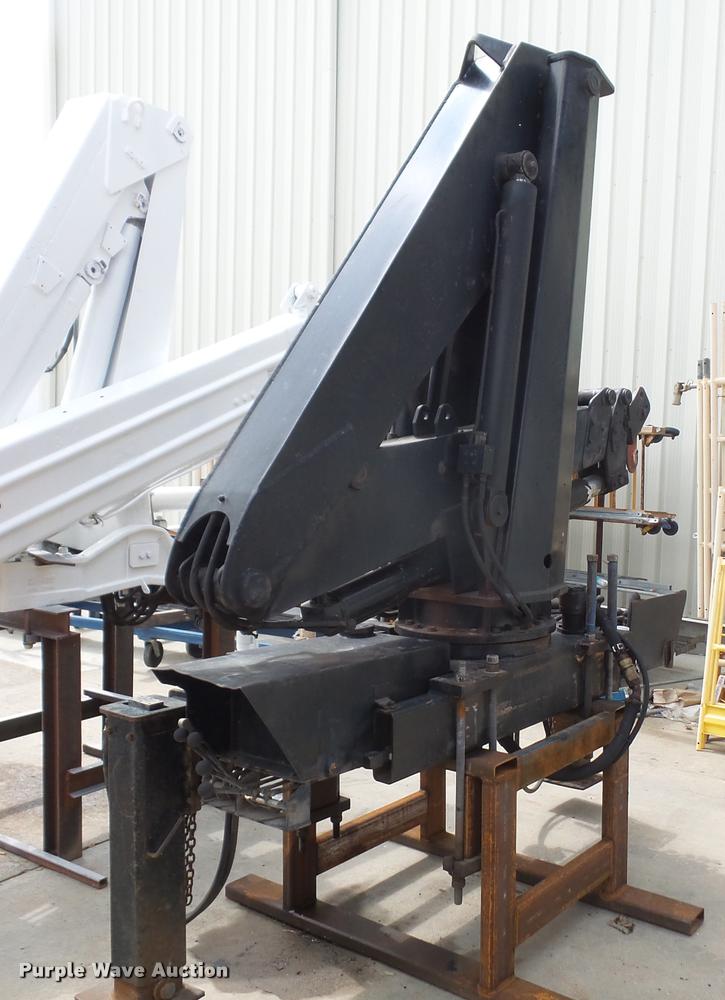 image for item DA1724 Knuckle boom crane