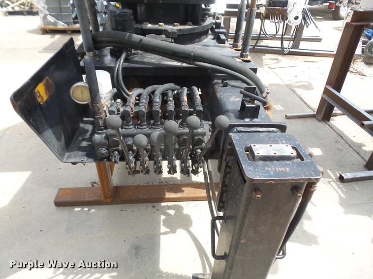 image for item DA1724 Knuckle boom crane