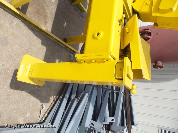 image for item DA1725 Knuckle boom crane
