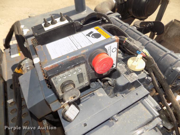 image for item DA3046 2010 Road Hog RH1850 skid steer cold planer