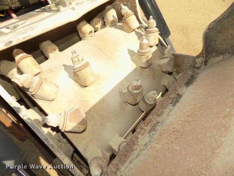 image for item DA3046 2010 Road Hog RH1850 skid steer cold planer