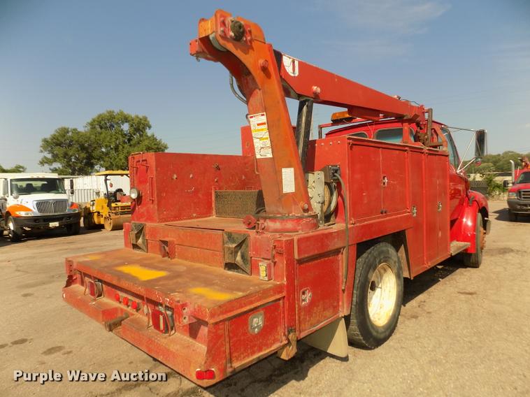 image for item DA3050 2001 Sterling M5500 Acterra service truck with crane