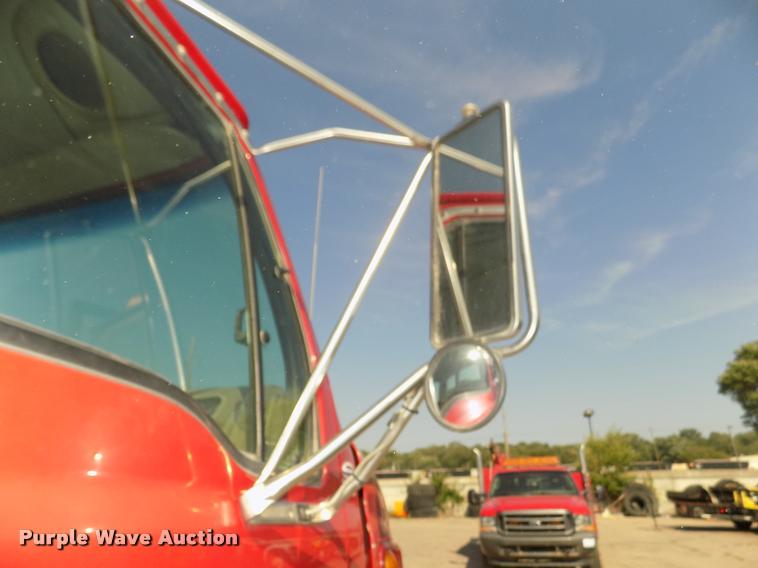 image for item DA3050 2001 Sterling M5500 Acterra service truck with crane