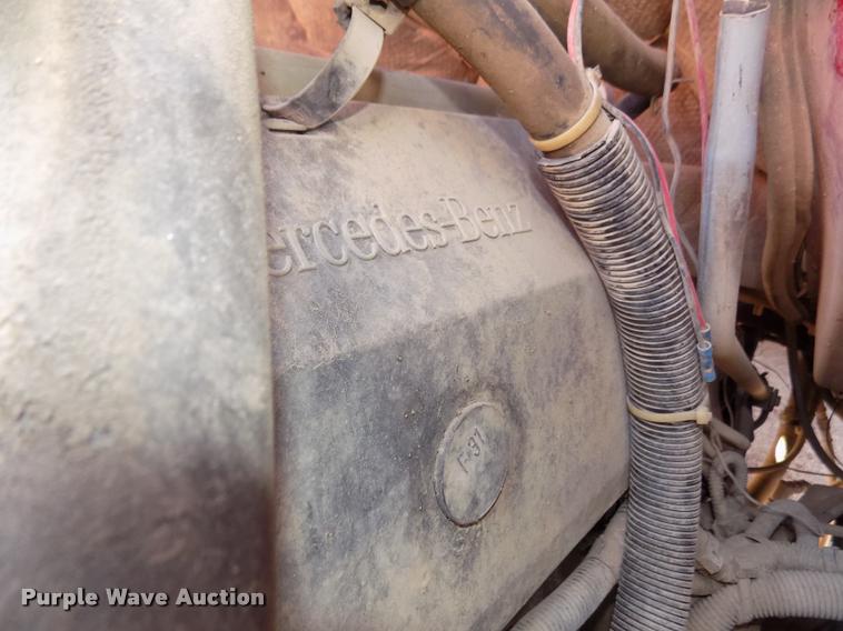 image for item DA3050 2001 Sterling M5500 Acterra service truck with crane